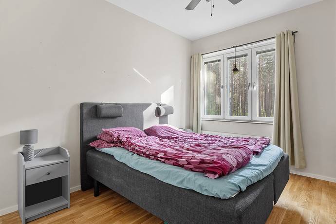 2 rum lägenhet på Sanatorieskogen 12 Adolfsberg, Örebro kommun - bild 5