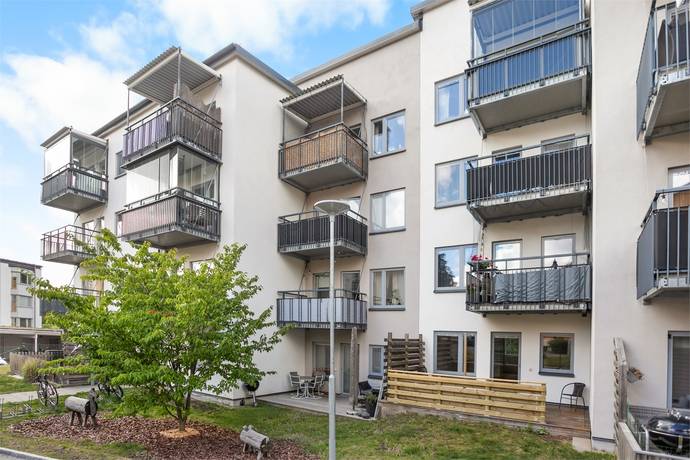 2 rum lägenhet på Eklundshovsvägen 29A Rikstens Friluftsstad, Botkyrka kommun - bild 1