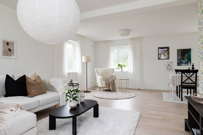 5 rum villa på Storsätter 219 Örebro, Örebro kommun - bild 2