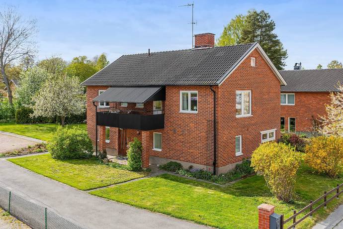 7 rum villa på Sturevägen 14 Oppeby, Nyköpings kommun - bild 1