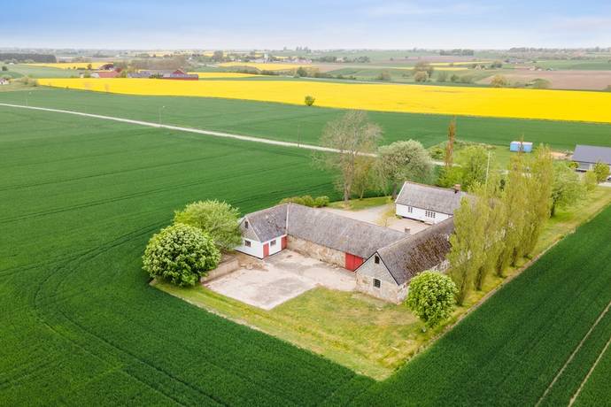 5 rum Gård utan jordbruk på Viarpsvägen 49 Mellan Simris och Viarp Simrishamns kommun - bild 14