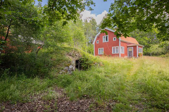 3 rum gård/skog på Riset Krustorp 25 Hallstahammar, Hallstahammars kommun - bild 2