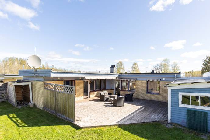 4 rum villa på Gästgivarevägen 3I Gyttorp, Nora kommun - bild 2