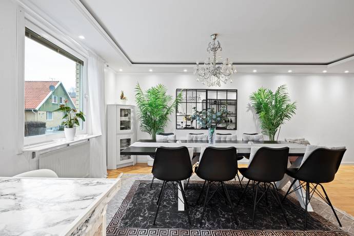 6 rum villa på Hövägen 14 Valsätra, Uppsala kommun - bild 3