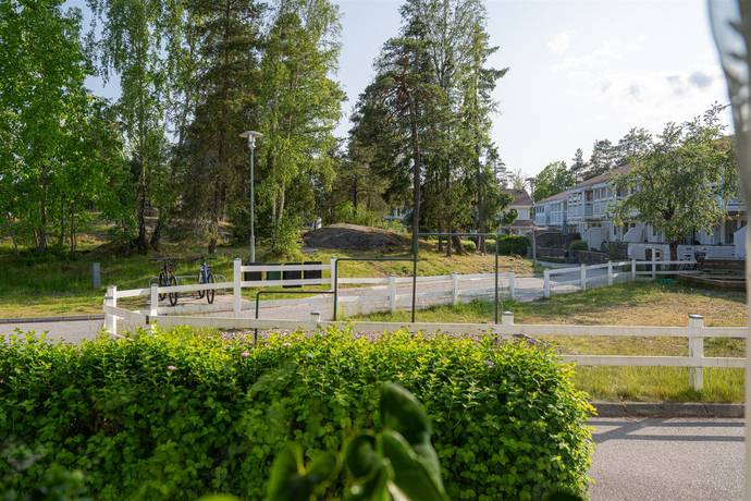 4 rum Radhus på Oscars väg 47 Haninge kommun - bild 36