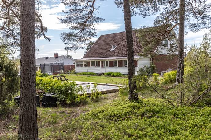 7 rum Villa på Stenbocksgatan 27 Norelund Säffle kommun - bild 38