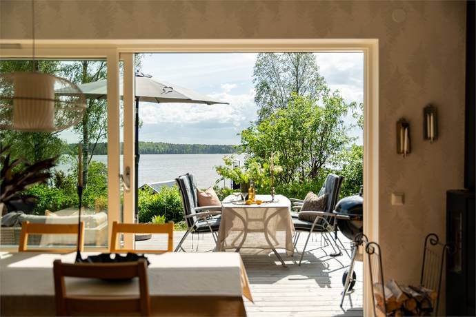 5 rum villa på LYBECKS ALVÄG 4 Harkie / Frösåker, Västerås kommun - bild 1