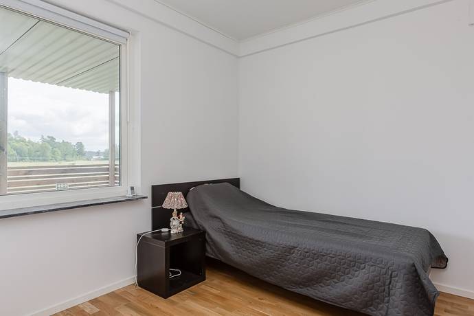 7 rum Gård/skog på Edesta 33 Mölnbo Södertälje kommun - bild 25