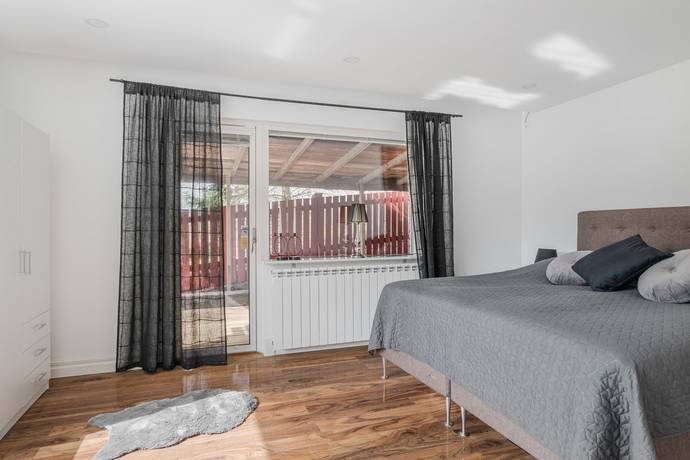 8 rum Villa på Albertsvägen 73B Trollhättan Trollhättans kommun - bild 38