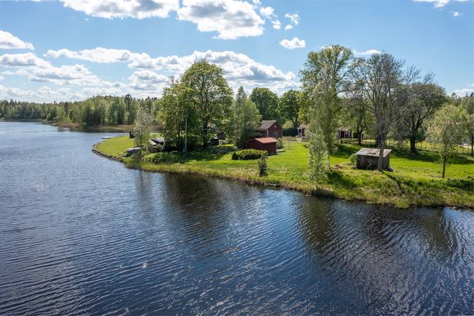 Tomt på Sjötorpsvägen 136 Hemlingby Gävle kommun - bild 1