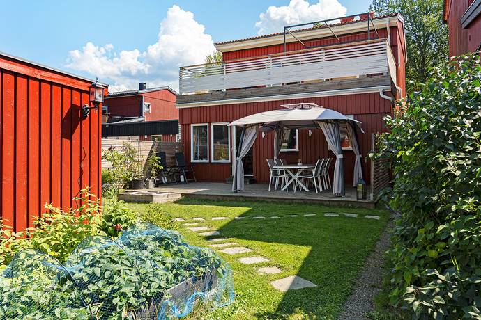 4 rum kedjehus på Malungsvägen 43 Viby, Sollentuna kommun - bild 1