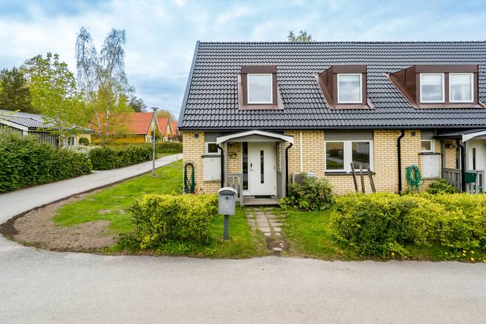 5 rum lägenhet på Gladarbergsvägen 56 Hovsta, Örebro kommun - bild 2