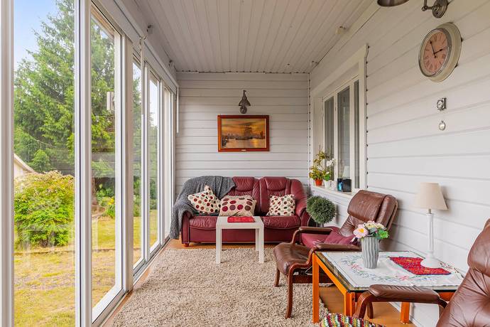 6 rum villa på Flensvägen 12 Hälleforsnäs, Flens kommun - bild 4