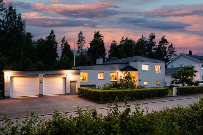 Östanbergsvägen 27, Lillån, Örebro kommun