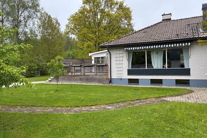 8 rum villa på Hällkistgatan 19 Guldkullen/Bjurhovda, Västerås kommun - bild 4