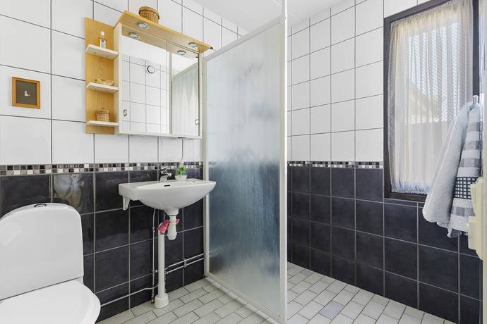 5 rum Radhus på Symfonigränd 24 Viksjö Järfälla kommun - bild 18