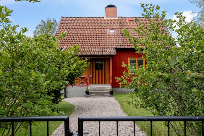 4 rum vinterbonat fritidshus på Lilla Hycklinge, Skolvägen 9 Hycklinge, Kinda kommun - bild 4