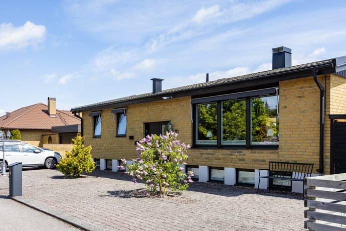 4 rum villa på Smultrongatan 30 Lomma - Bärgatorna, Lomma kommun - bild 2