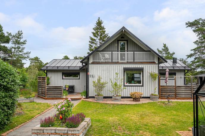 4 rum villa på Långbackavägen 11 Trosa Lagnöviken, Trosa kommun - bild 1