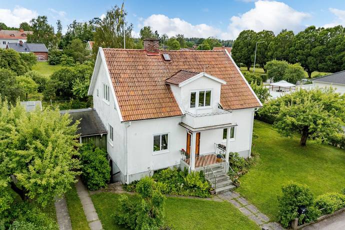 5 rum villa på Häggatorpsgatan 4 Tibro, Tibro kommun - bild 1