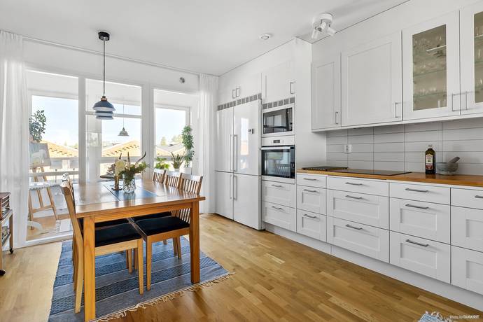 3 rum lägenhet på Södra Grev Rosengatan 56B Slussen, Örebro kommun - bild 1