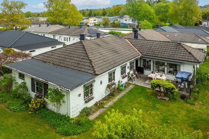 7 rum Kedjehus på Backlöksvägen 115 Hässelby Norra Villastad Stockholms kommun - bild 38