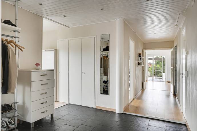 8 rum villa på Skogsvägen 28 Trollsjöområdet, Eslövs kommun - bild 5
