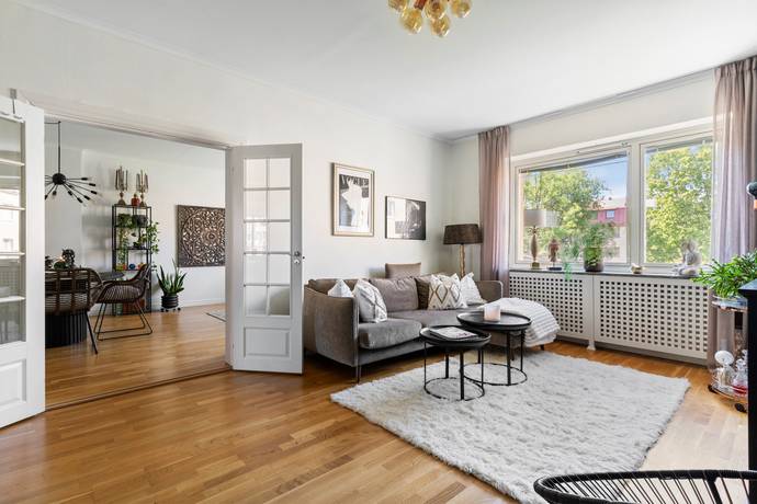 3 rum lägenhet på Staveredsgatan 17B Centrum, Trollhättans kommun - bild 1