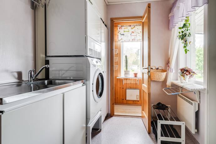 6 rum Villa på Rotegatan 25 Byske Skellefteå kommun - bild 11