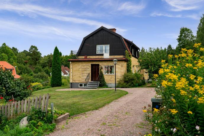 7 rum villa på Sandgropsgatan 11 Svartbäcken, Uppsala kommun - bild 2