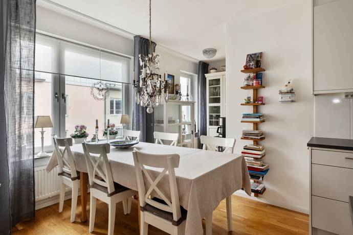 3 rum lägenhet på Östra Rögårdsgatan 7 Hamnen, Norrtälje kommun - bild 4