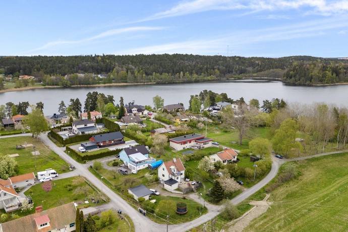 villa på Enbyvägen 7 Norsborg, Botkyrka kommun - bild 4