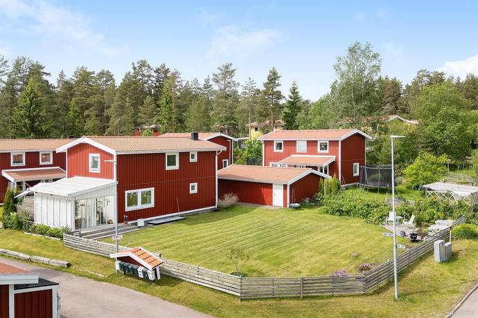4 rum Lägenhet på Arons Eriks väg 49 Skräddarbacken Borlänge kommun - bild 1