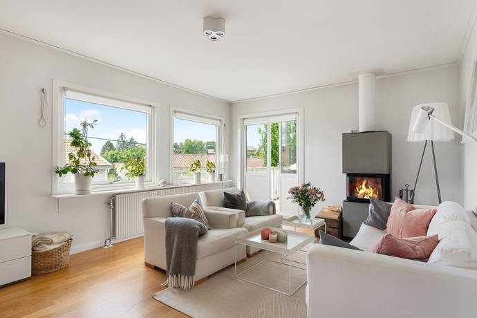 5 rum Villa på Hjortronvägen 8 Eneby Stockholms kommun - bild 8