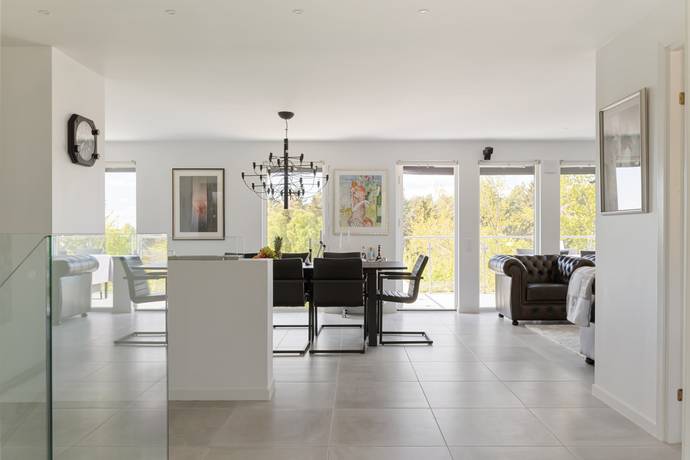 6 rum villa på Röllekebacken 6 Hässelby Södra Villastad, Stockholms kommun - bild 5