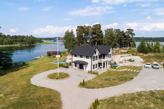 7 rum Villa på Smidövägen 5 Lindormsnäs Upplands-Bro kommun - bild 2