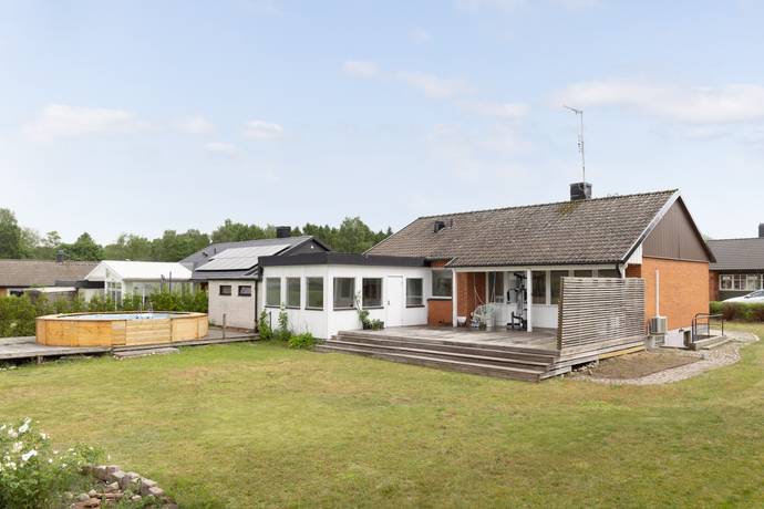7 rum villa på Tivolivägen 3 Sjöbo, Sjöbo kommun - bild 2