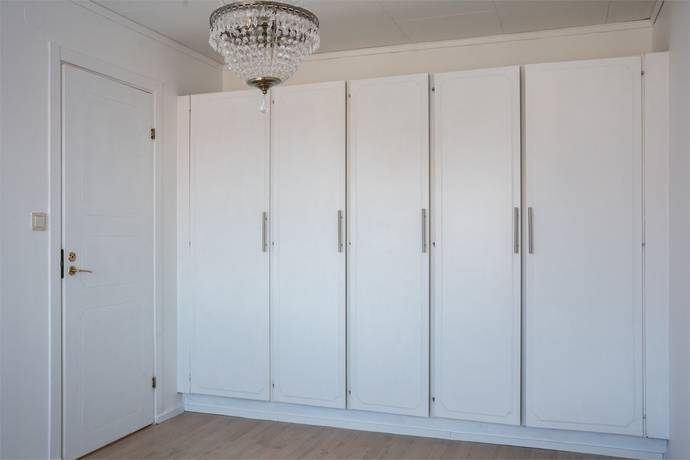 5 rum Radhus på Björkstigen 4 B Skinnskatteberg Skinnskattebergs kommun - bild 9