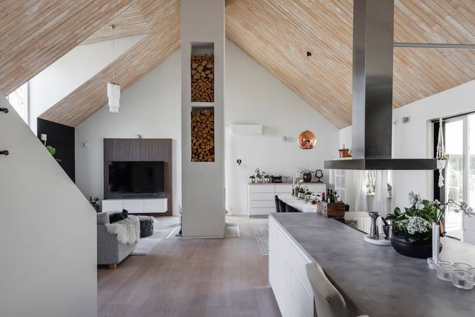 6 rum villa på Tryffelvägen 1 Ekeby-Almby, Örebro kommun - bild 3