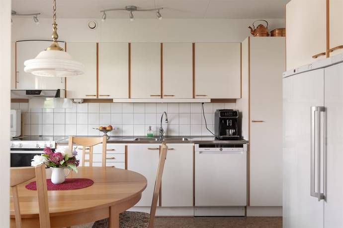 2 rum Radhus på Östra Stationsgatan 39 Husie Malmö kommun - bild 7