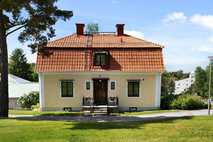 4 rum lägenhet på Blommelundsvägen 11 Carlslund, Upplands Väsby kommun - bild 1