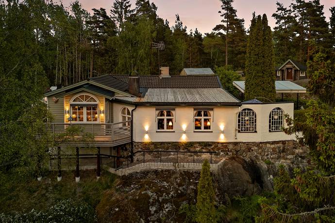 3 rum vinterbonat fritidshus på Sandvikstvärväg 174 Lisö - Sandvik, Nynäshamns kommun - bild 1
