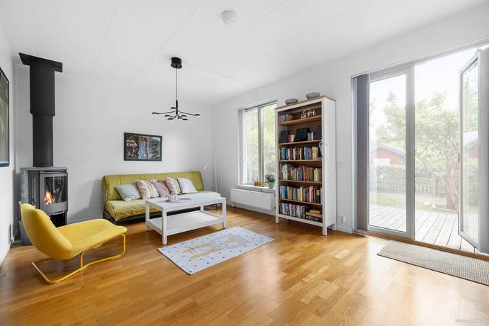 5 rum radhus på Katrinebergsvägen 135 Tullinge, Botkyrka kommun - bild 3