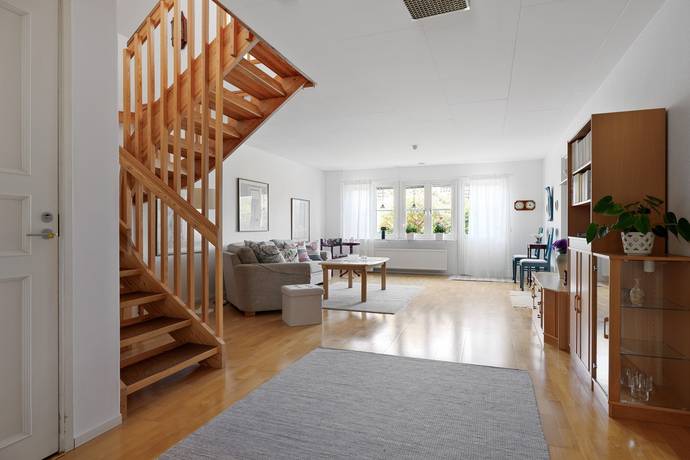 6 rum villa på Krysstagsvägen 11 Ulriksdal, Lidköpings kommun - bild 5