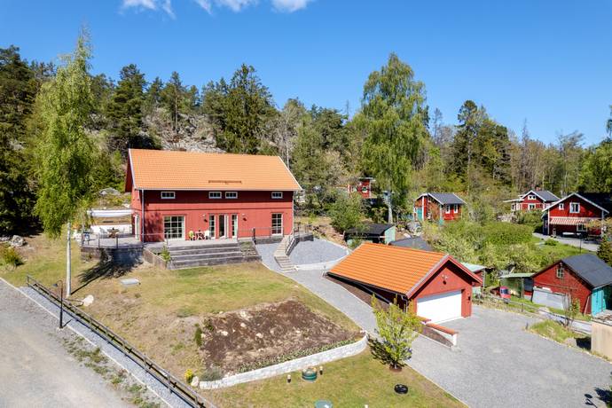 5 rum villa på Fredriksborg 26A Västerhaninge, Haninge kommun - bild 1