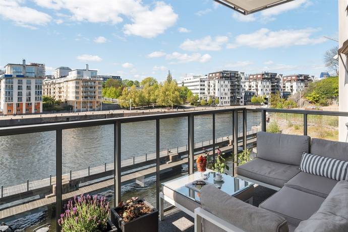 4 rum Lägenhet på Båtklubbsgatan 17 Hammarby Sjöstad Stockholms kommun - bild 2