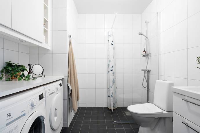 3 rum Lägenhet på Råcksta Gårdsväg 28, Vån 2 (51203/1203) Vällingby Parkstad / Råcksta Stockholms kommun - bild 24