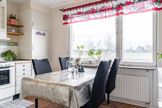 3 rum lägenhet på Duvbergsvägen 36 Vårby, Huddinge kommun - bild 4