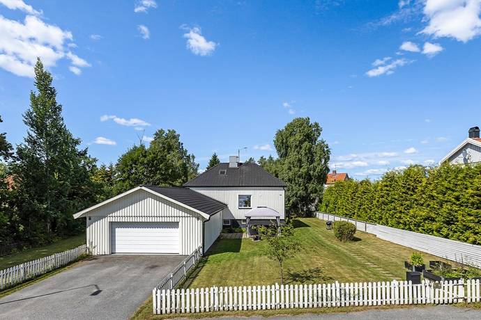 Bäckvägen 14, Lillån, Örebro kommun