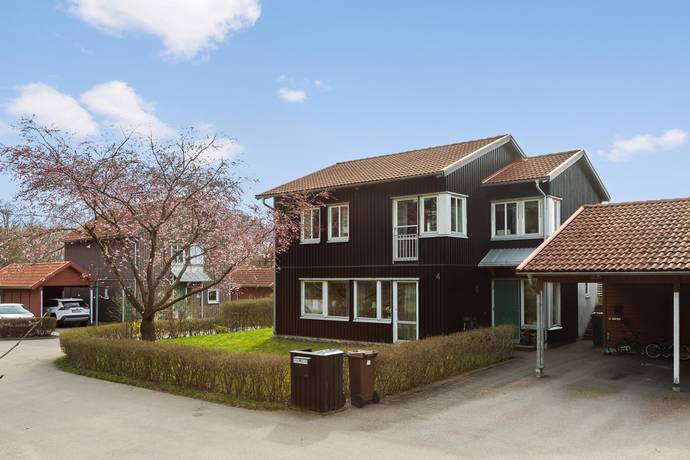4 rum villa på Åsamossevägen 4 Gunnilse, Göteborgs kommun - bild 1